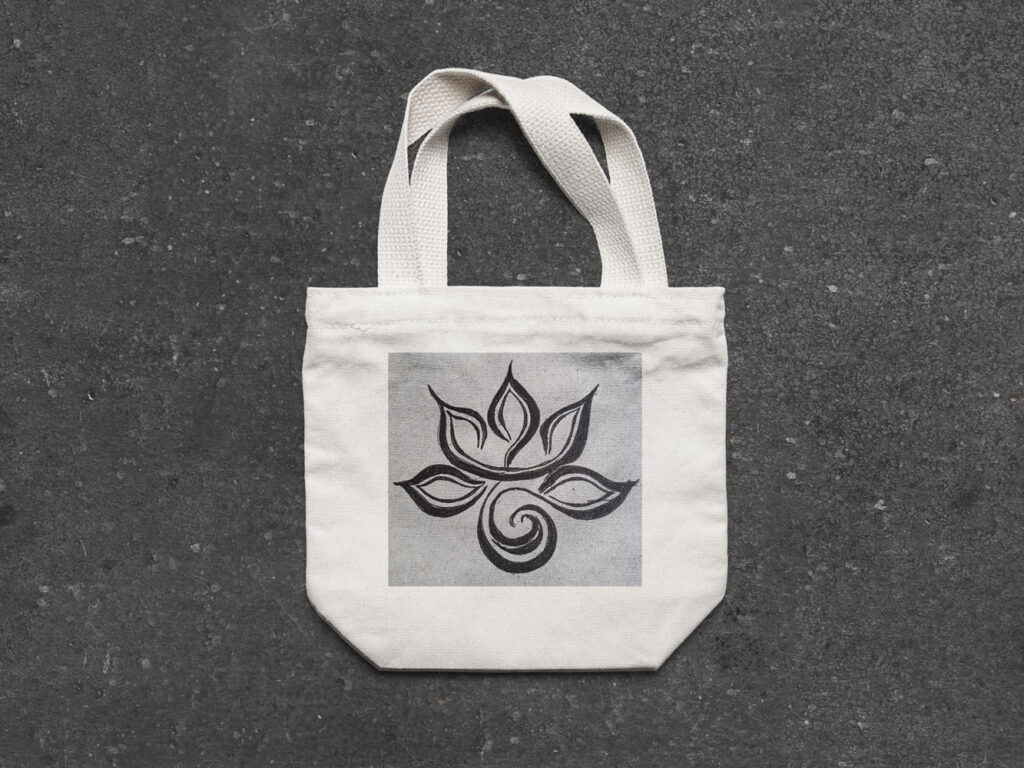 lotus_tote_bag_mockup